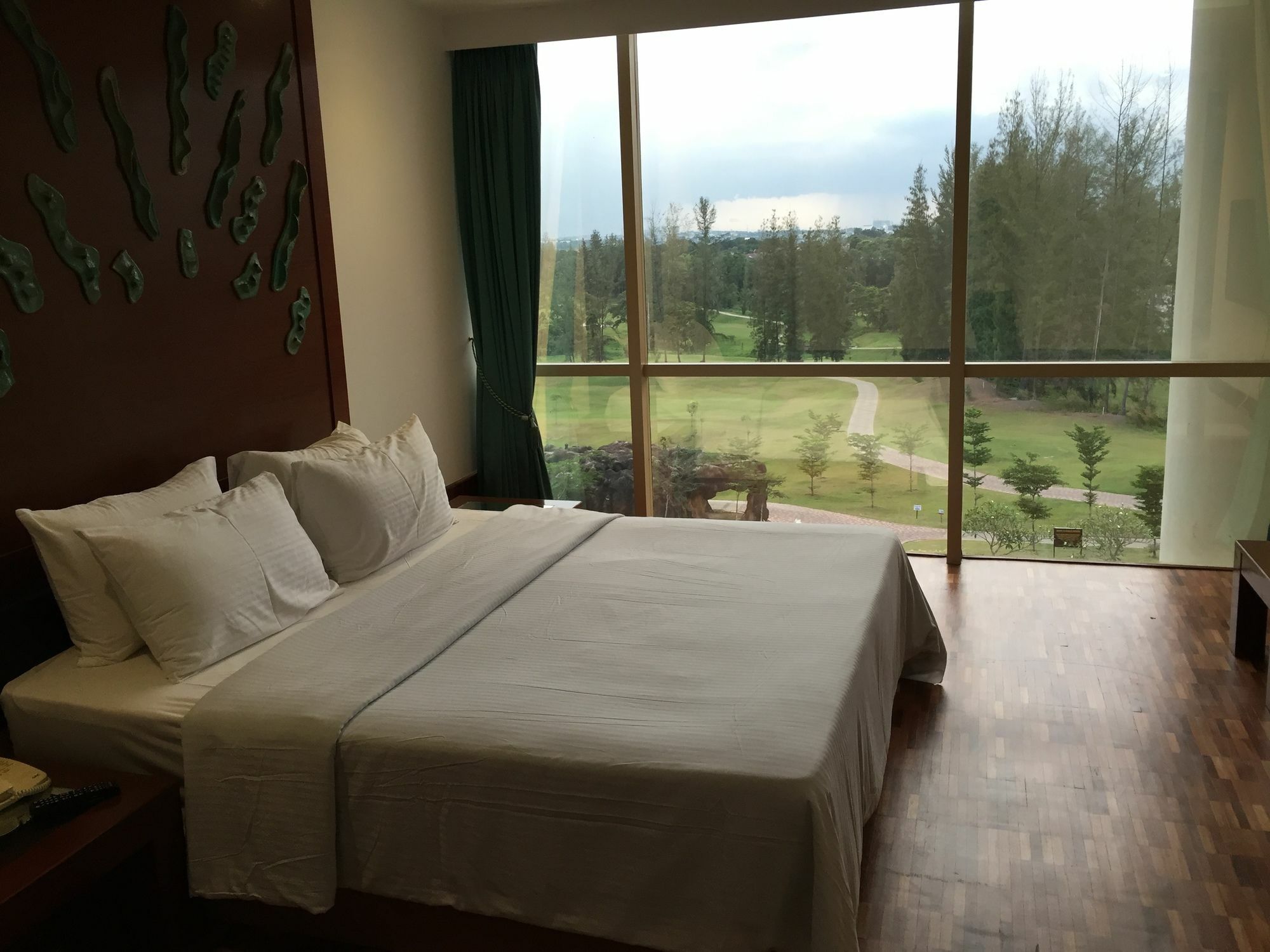 Austin Heights Golf & Hotel Resort Johor Bahru Exterior foto